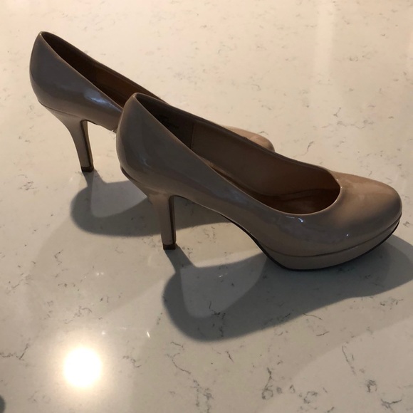 NEW Madden Girl Heels - Picture 2 of 4